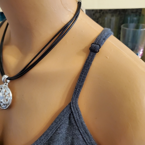 Torrid Active Everyday Fleece Ultra Crop Tank Top Sz 2X Sport Bralette Grey NWT - Picture 2 of 7